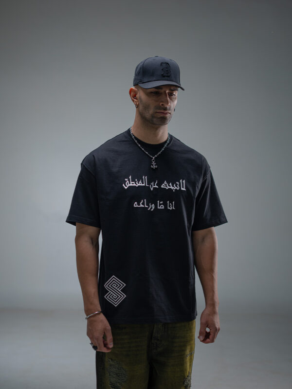 تی شرت طرح Logic
